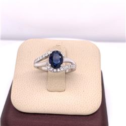 14Kt Gold. 1.95 Tcw Natural Sapphire & Diamonds Ring.