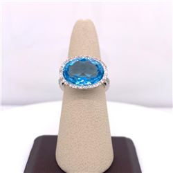 14Kt Gold 12.12 Tcw Multi Faceted Oval Blue Topaz & Natural Diamonds Ring.