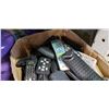 Image 2 : BOX OF REMOTE CONTROLS