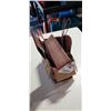 Image 2 : SKIL PALM SANDER AND SANDPAPER