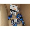 Image 2 : Box of batteries