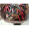 Image 2 : TRAY OF PLIERS