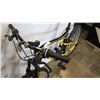 Image 2 : CCM static black and yellow bike