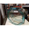 Image 2 : GLASS DISPLAY CASE