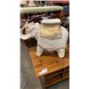 Image 1 : ELEPHANT GARDEN BENCH