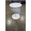 Image 1 : MODERN WHITE ROUND ENDTABLE