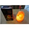 Image 1 : NEW NATURAL SALT ROCK LAMP IN BOX