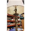 Image 8 : 3 MODERN TABLE LAMPS