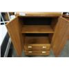 Image 2 : 2 DRAWER OAK DRESSER