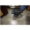 Image 2 : Black leather reclining office chair