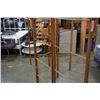 Image 2 : Vintage folding wood clothes rack
