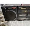 Image 2 : Pansonic RX-CT950 stereo boombox