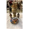 Image 1 : 3 EASTERN VASES AND EASTERN CLOISONNE STYLE PLATE