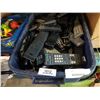 Image 3 : TOTE OF TV REMOTES