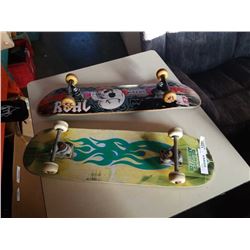 2 SKATEBOARDS