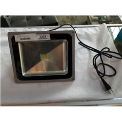 INDUSTRIAL LED STROBE LIGHT