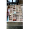 Image 2 : LARGE TRAY OF SPORTS CARDS