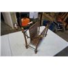 Image 2 : RATTAN MAGAZINE RACK
