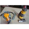 Image 8 : 2 KIDS DYSON VACUUMS