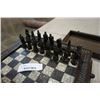 Image 8 : MEDIVAL STYLE CHESS SET
