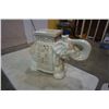 Image 2 : PORCELAIN ELEPHANT PLANT STAND