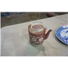 Image 8 : EASTERN PLATE AND TEA POT