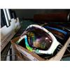 Image 2 : TRAY OF SNOWBOARD GOGGLES