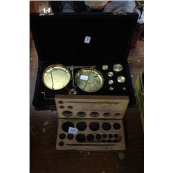 Balance Scale with Weight and Extra Weight Box