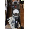 Image 1 : AC Volt/Amp Meter