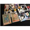 Image 2 : ASSORTED HOCKEY CARD LOT