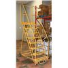 Image 2 : 8 STEP ROLLING SAFETY LADDER