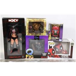 A LOT OF 5 ACTION FIGURINES