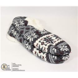 NON-SKID  COZY SLIPPER SIZE 9/11
