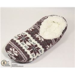 NON-SKID  COZY SLIPPER SIZE 9/11