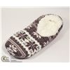 Image 1 : NON-SKID  COZY SLIPPER SIZE 9/11