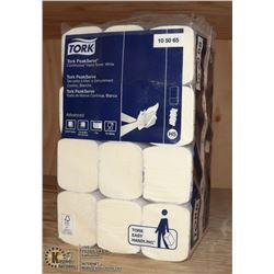 CASE OF TORK CONTINUOUS HAND TOWEL