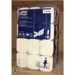 CASE OF TORK CONTINUOUS HAND TOWEL