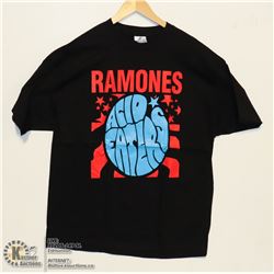 NEW RAMONES T-SHIRT SIZE XL
