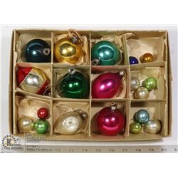 X-MAS VINTAGE TREE DECORATION WITH 19PCS