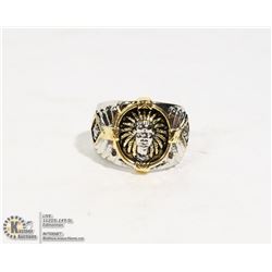 TWO TUNES MANS FACE RING SZ 8