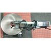 Image 2 : DELTA  16" 2 SPEED SCROLL SAW