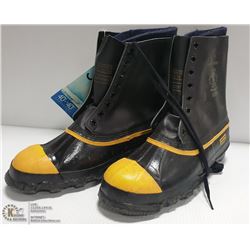 WINTER LOW BOOTS SIZE 12 WITH FRONT YELLOW
