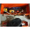 Image 3 : TOOL BOX WITH TOOLS
