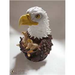 BALD EAGLE STATUE, 9" TALL