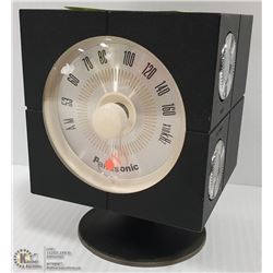 PANASONIC R-47 AM CUBE RETRO RADIO