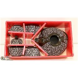 NEW IN BOX ASIAN TEA SET BLACK AND WHITE
