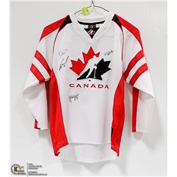 TEAM CANADA JERSEY AUTOGRAPHED YOUTH P/SMALL