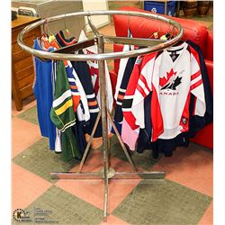 STAINLESS STEEL ADJUSTABLE CLOTH RACK
