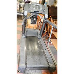 120V 20AMP LIFE FITNESS TREADMILL DAMAGE SCREEN