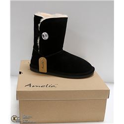 AMELIA WOMANS BOOTS SZ 7, BLACK